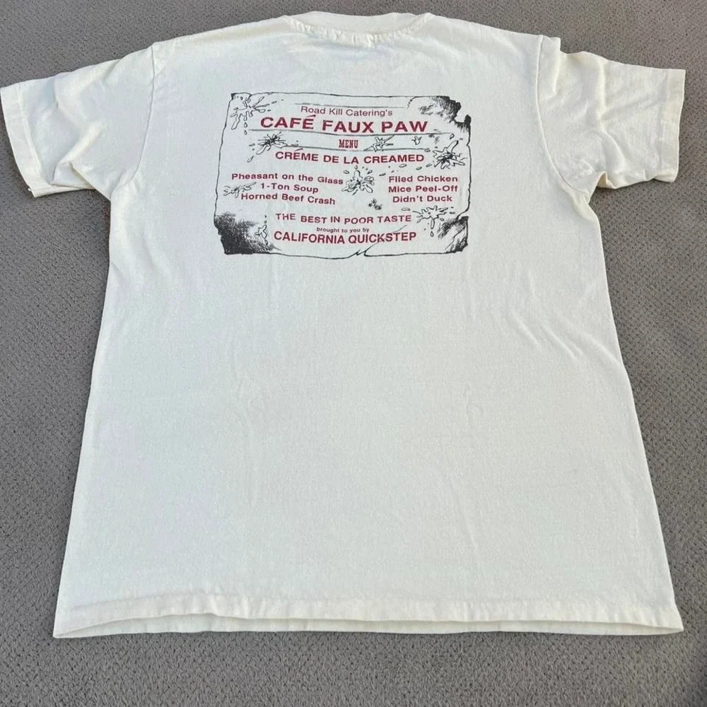 Vintage 1980s Road kill catering funny shirt Made in USA. Tagged large - Picture 4 of 8